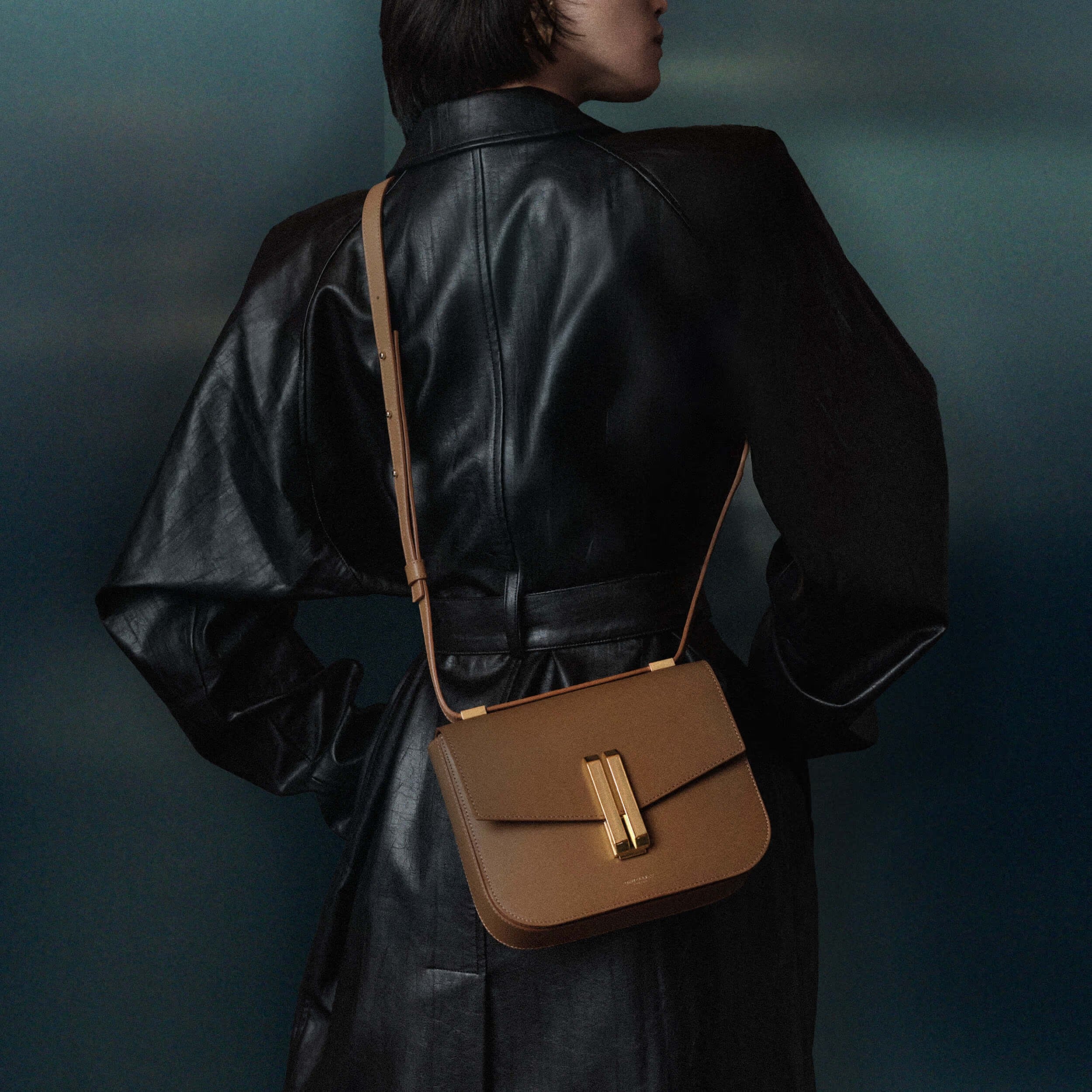 Demellier Vancouver - Smooth Caramel