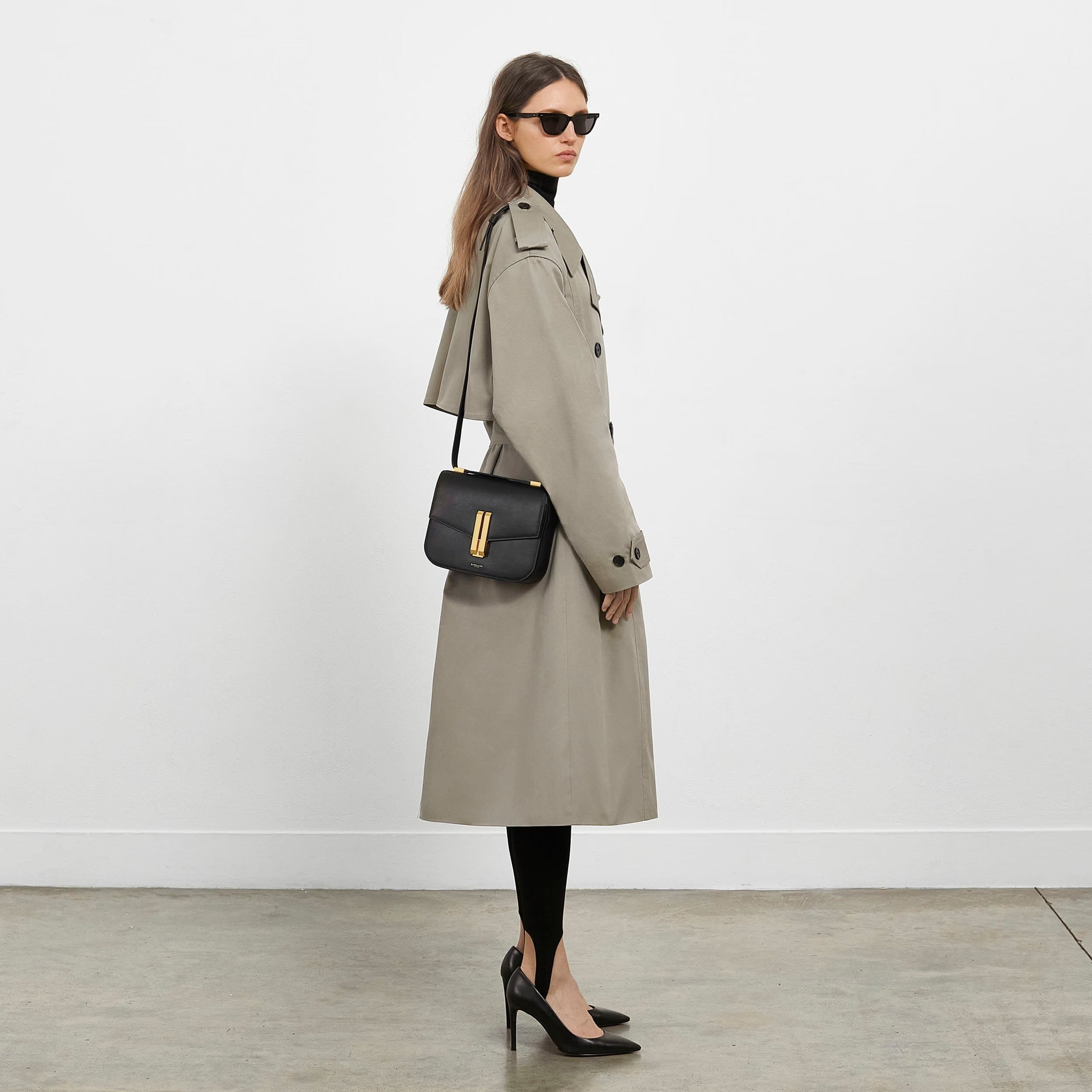 DeMellier Vancouver - Smooth Black