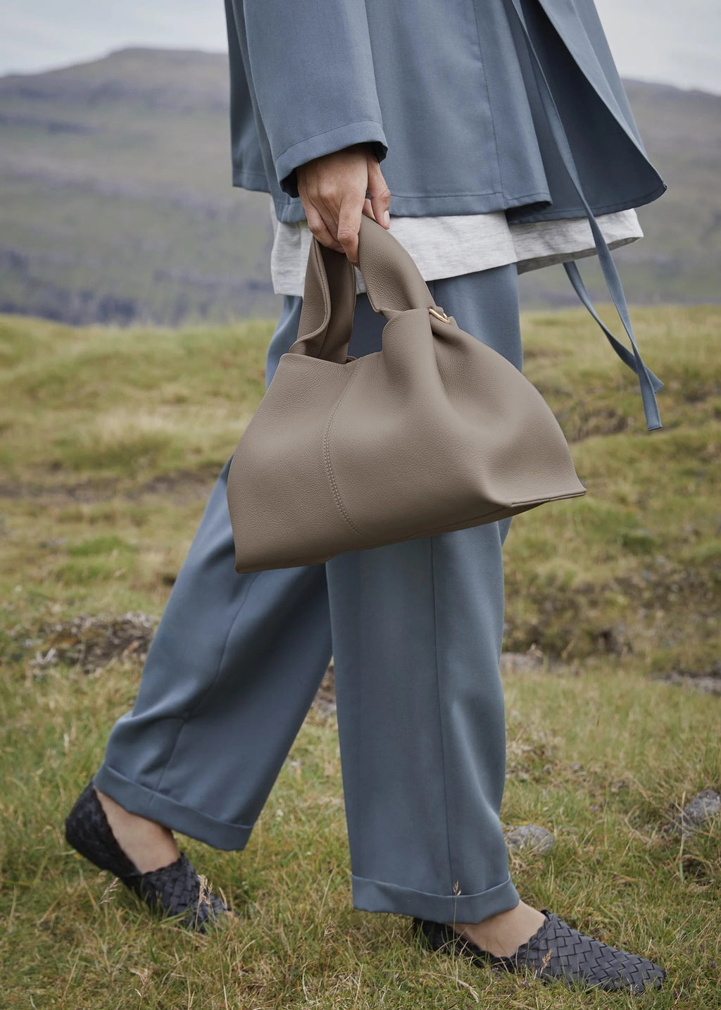 Polène Number Nine - Grainy Taupe