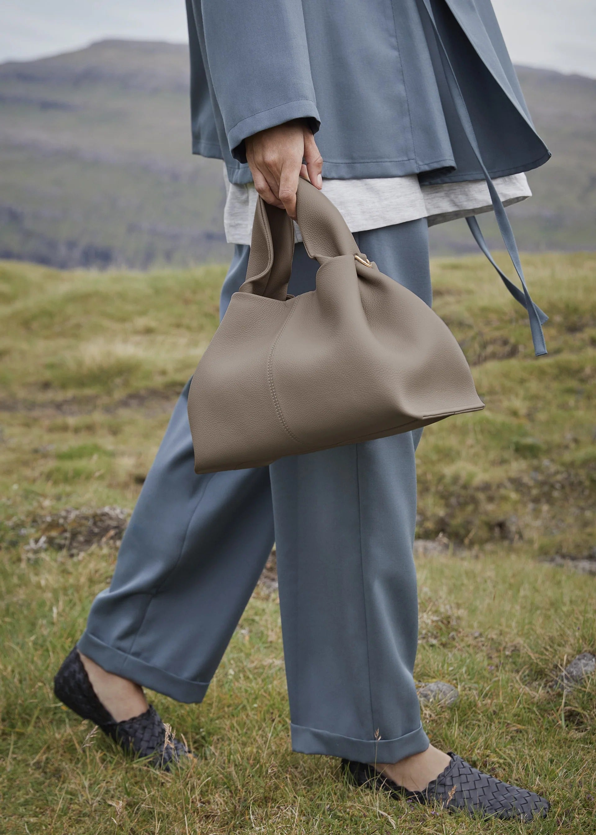 Polène Number Nine - Grainy Taupe